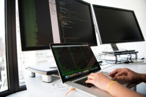 No code vs custom development for startup